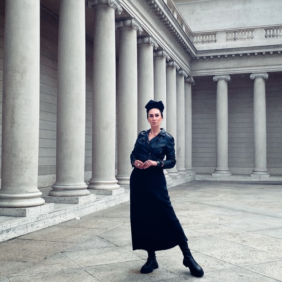 Make me an offer! π€ - Picture 16 of 16